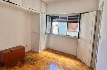 Av Belgrano al 2700