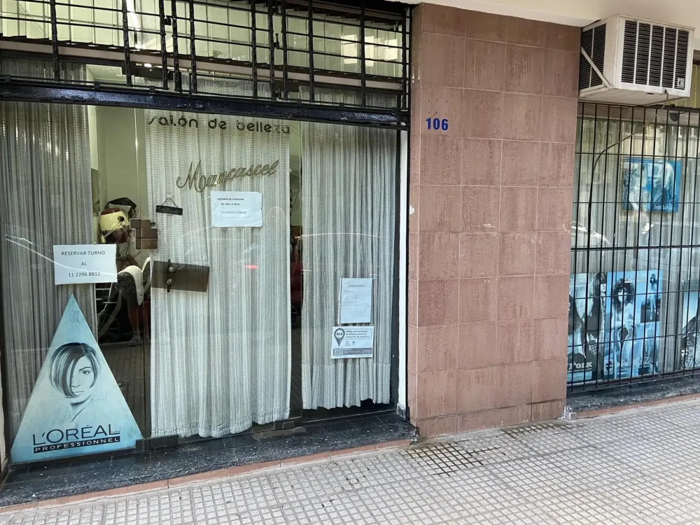Local en Aranguren al 100
