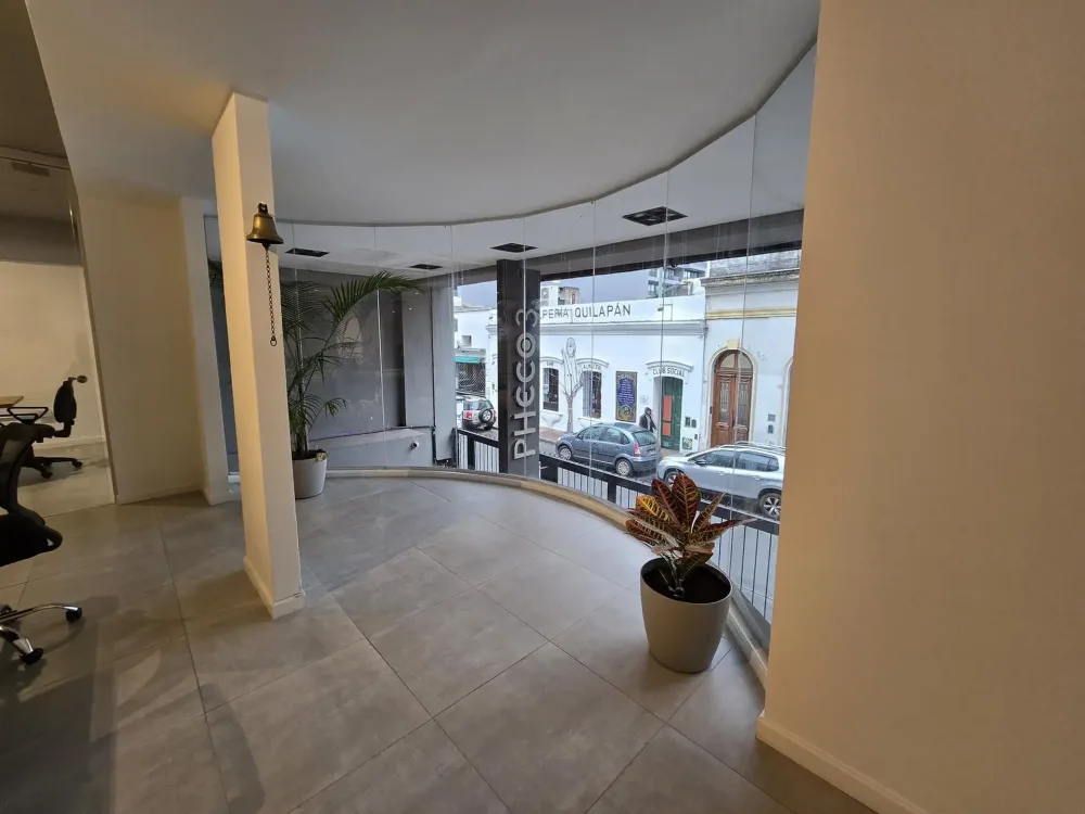 PH ECO 3 SAN TELMO Oficina comercial al frente