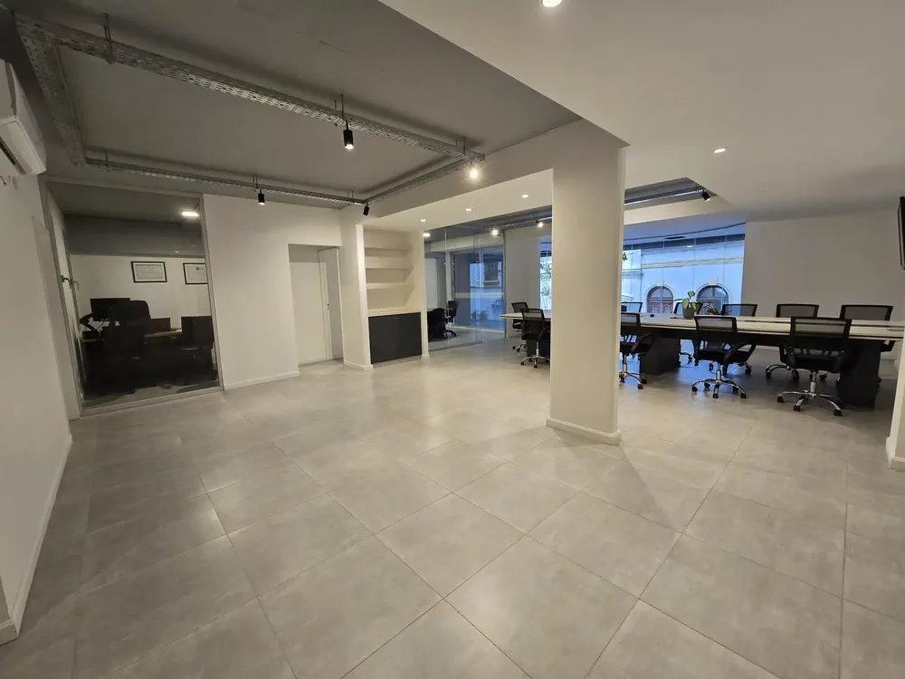 PH ECO 3 SAN TELMO Oficina comercial al frente