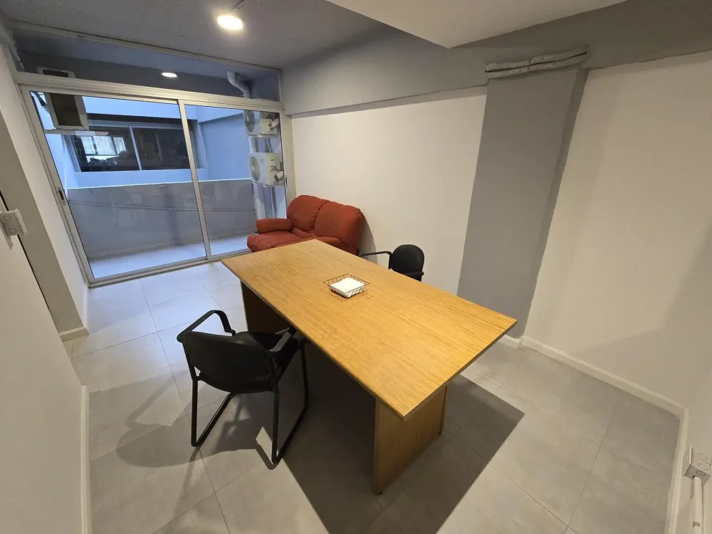 PH ECO 3 SAN TELMO Oficina comercial al frente