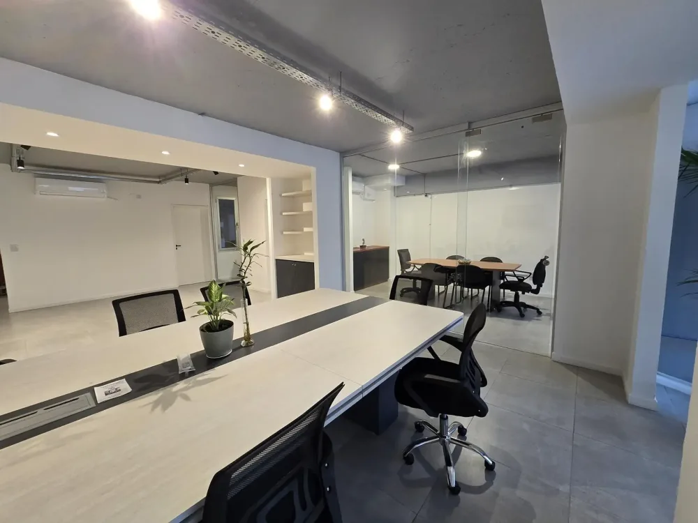 PH ECO 3 SAN TELMO Oficina comercial al frente