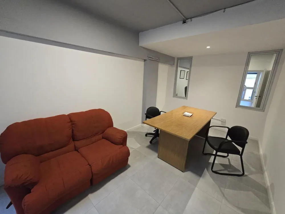 PH ECO 3 SAN TELMO Oficina comercial al frente