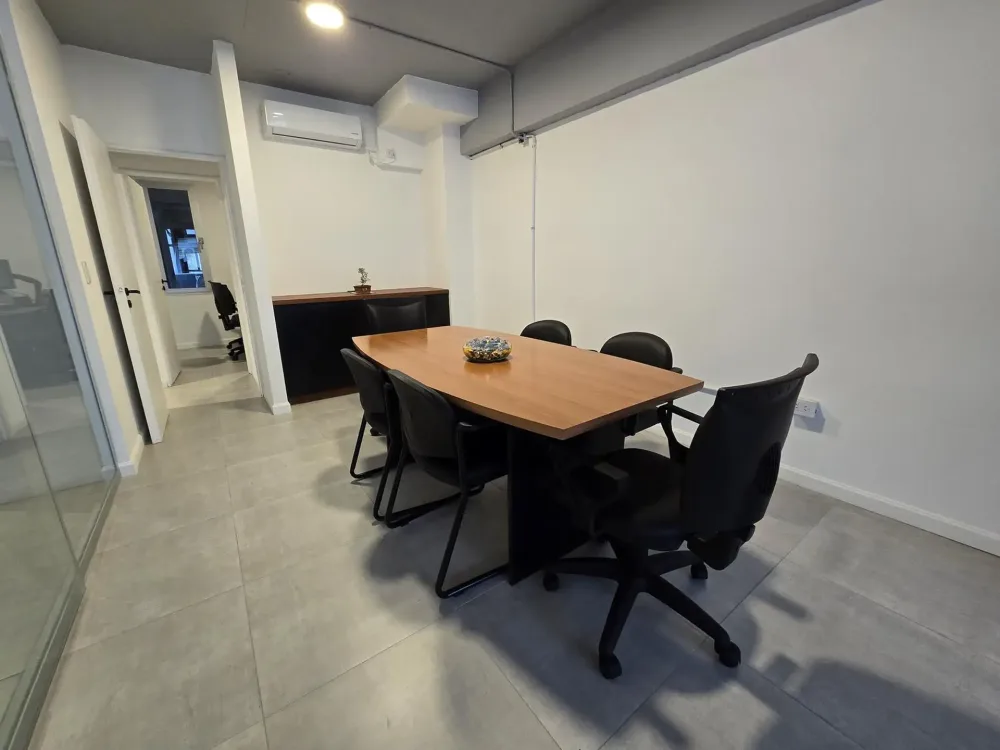 PH ECO 3 SAN TELMO Oficina comercial al frente