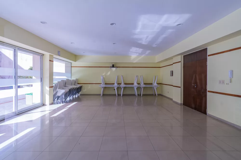 Yapeyú 50 Piso 2 Departamento h