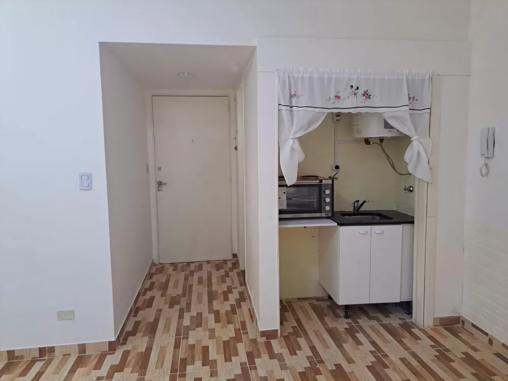 Tucuman 1630 Piso 2 Departamento F