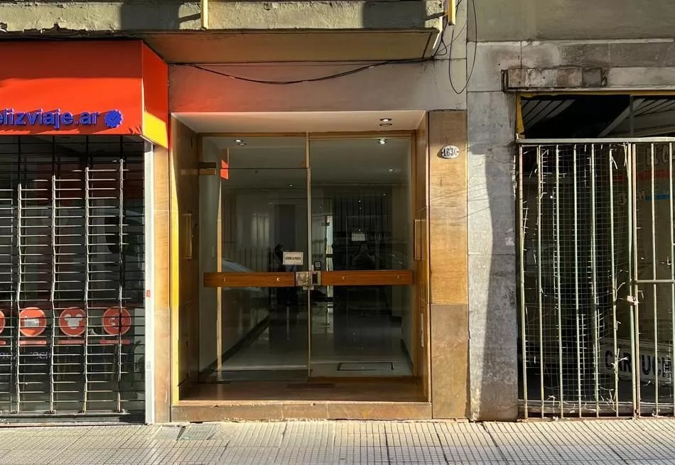 Tucuman 1630 Piso 2 Departamento F