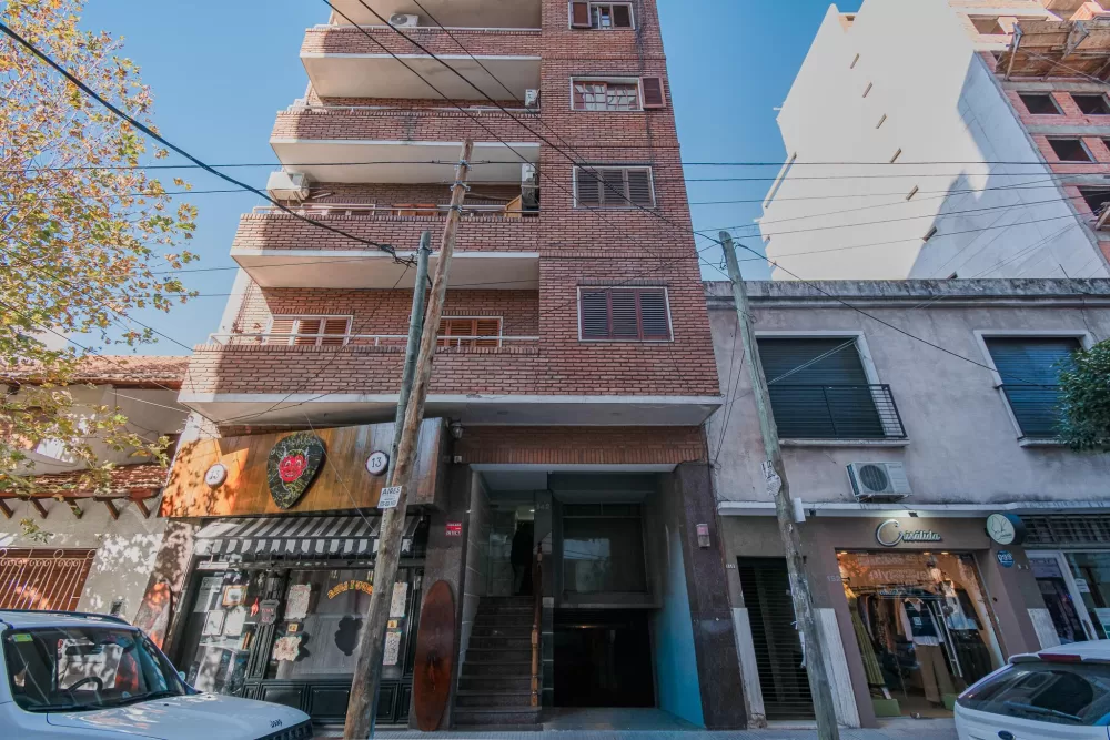 Alsina 142 Departamento B