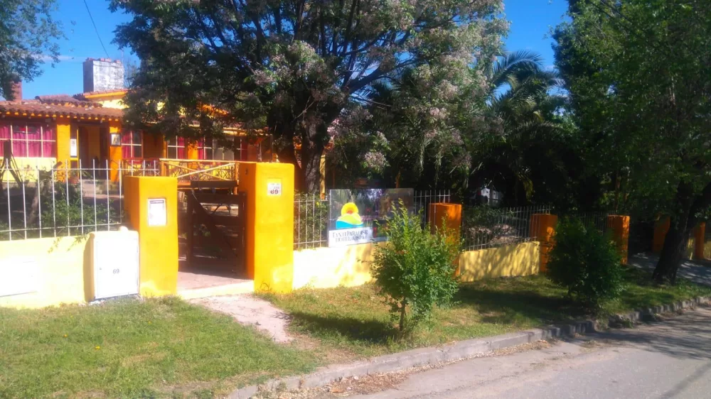 Av. Rosario 69