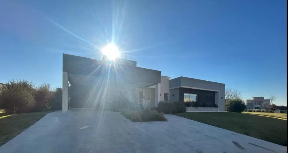 CASA A LA VENTA STA RITA