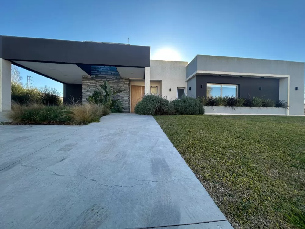 CASA A LA VENTA STA RITA