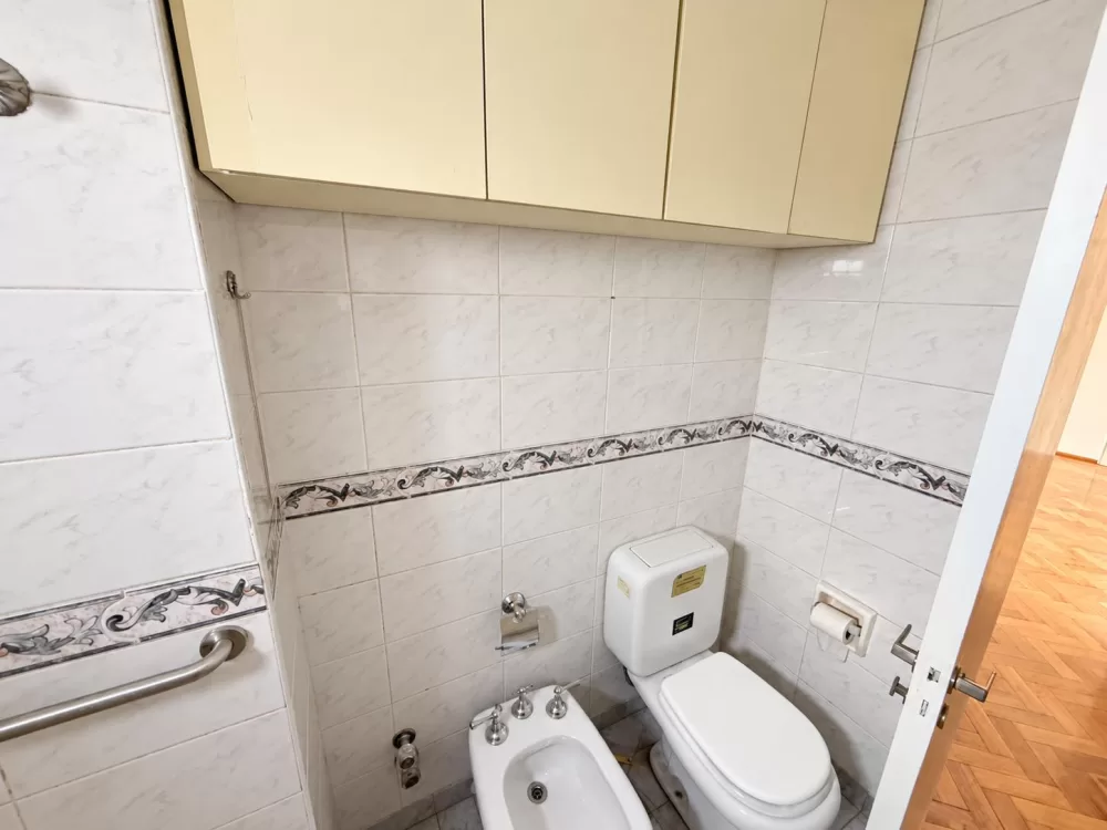 Rivadavia 4702 Piso 12 Departamento B