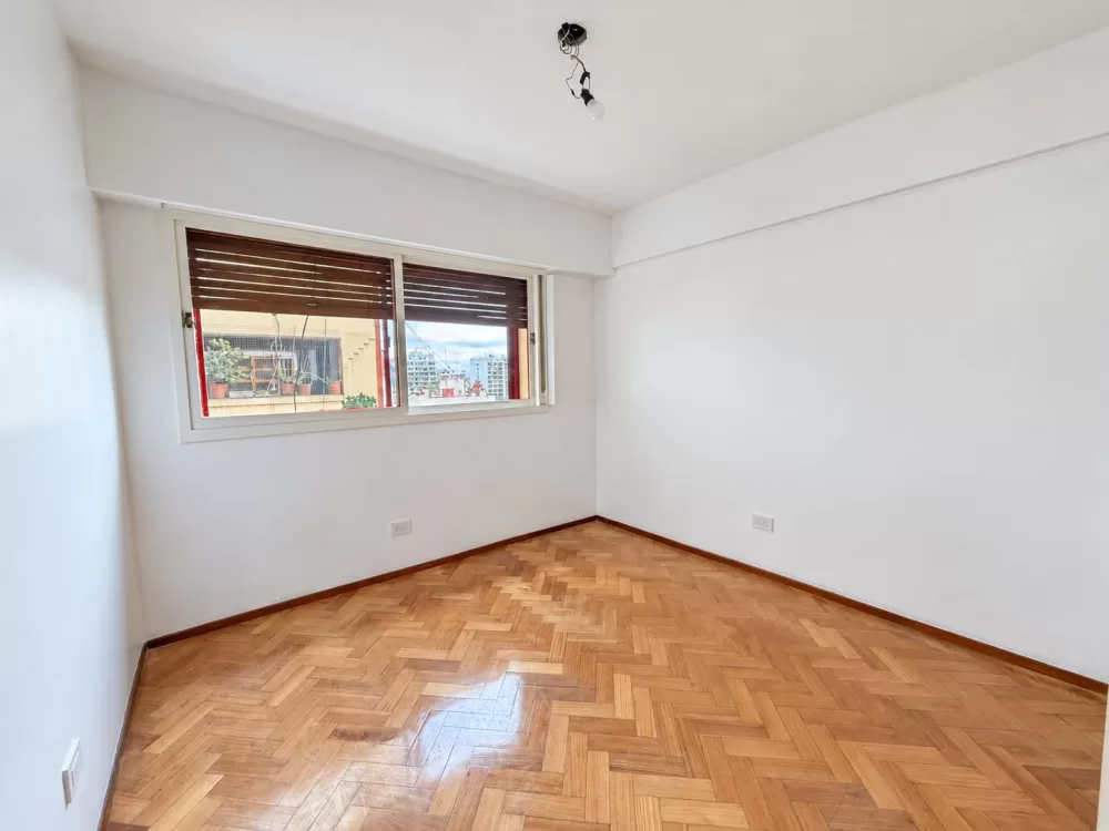 Rivadavia 4702 Piso 12 Departamento B
