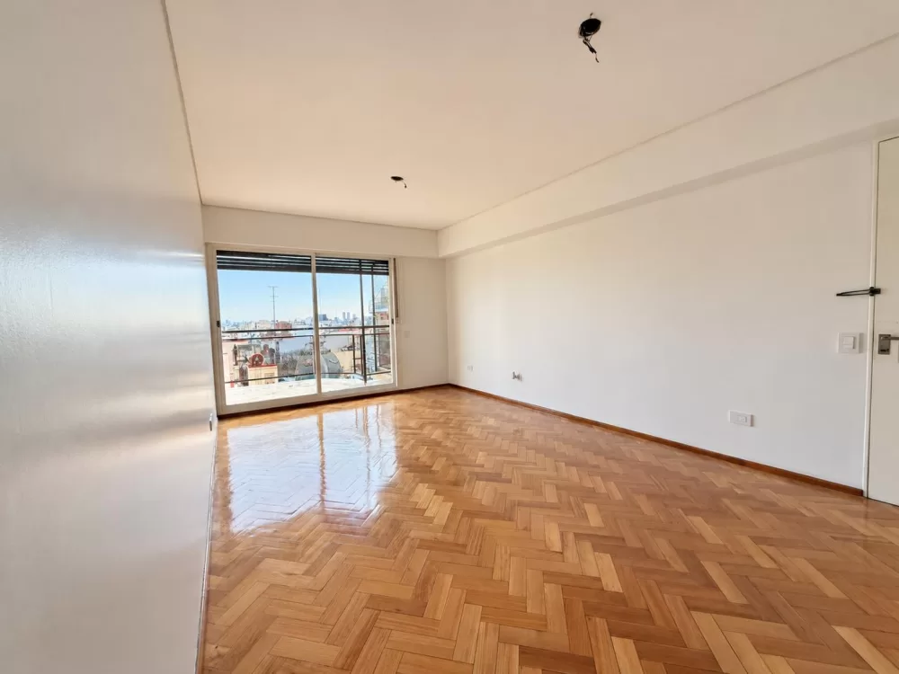 Rivadavia 4702 Piso 12 Departamento B