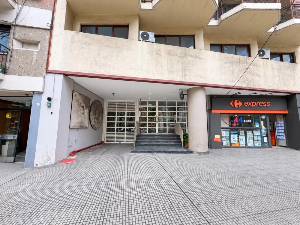 Rivadavia 4702 Piso 12 Departamento B