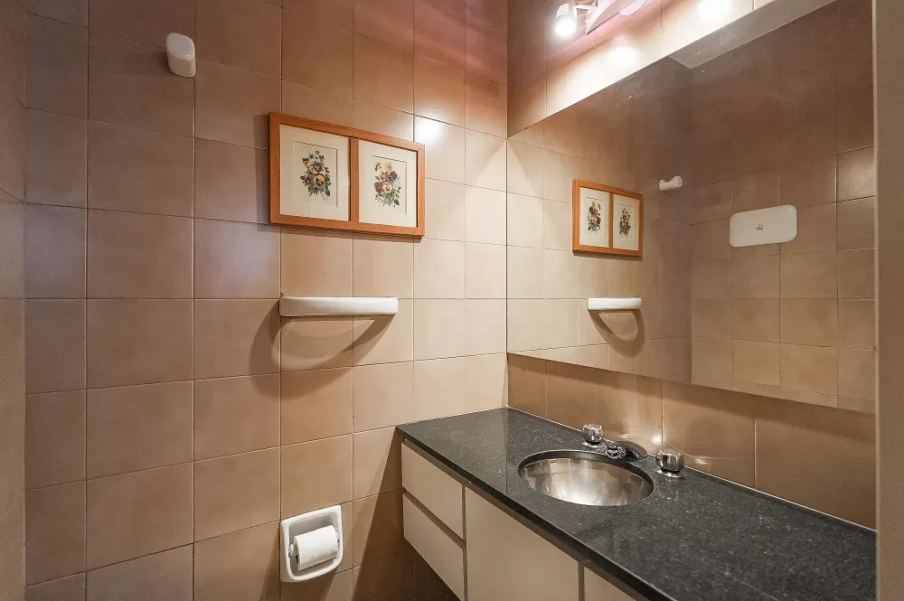 Av Rivadavia 2233 Piso 2 Departamento A