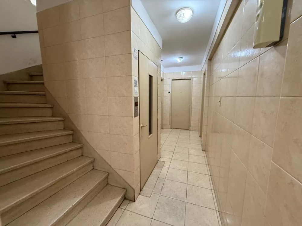 Guemes 4698 Piso 2 Departamento D