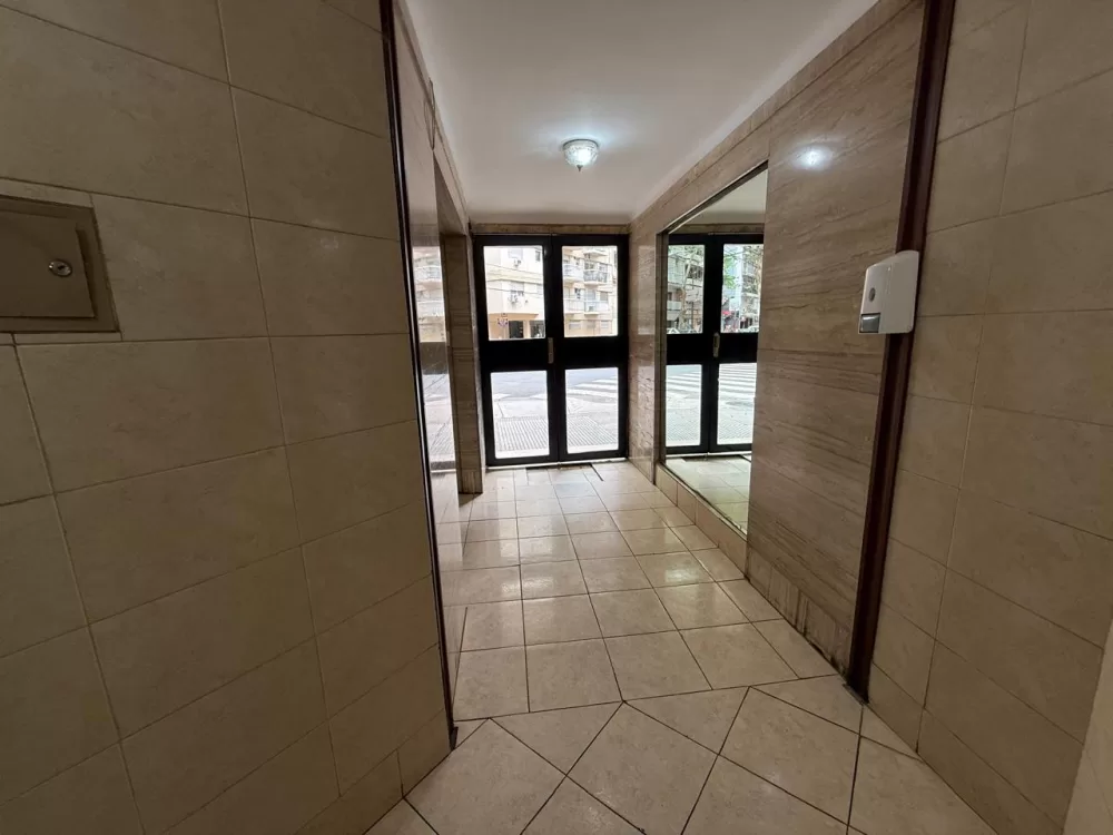 Guemes 4698 Piso 2 Departamento D