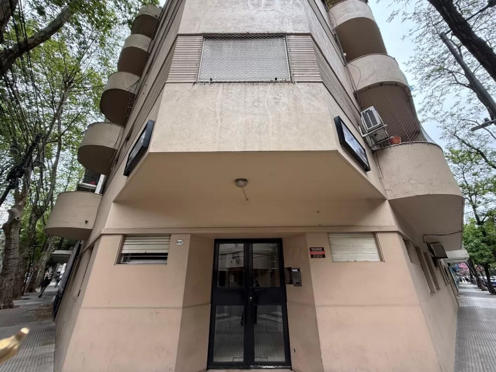 Guemes 4698 Piso 2 Departamento D