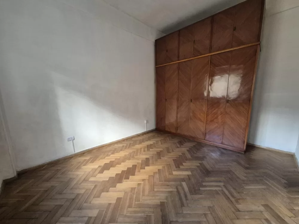 Moreno 1620 Piso 2 Departamento E