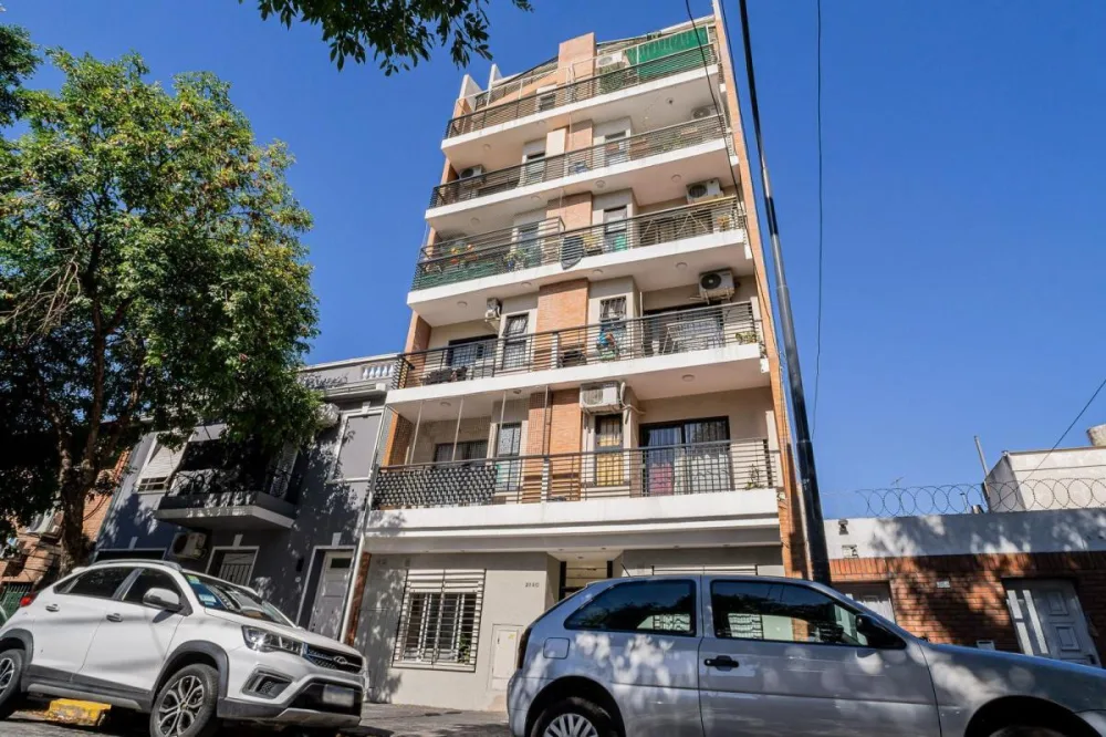 Gabriela Mistral al 2100